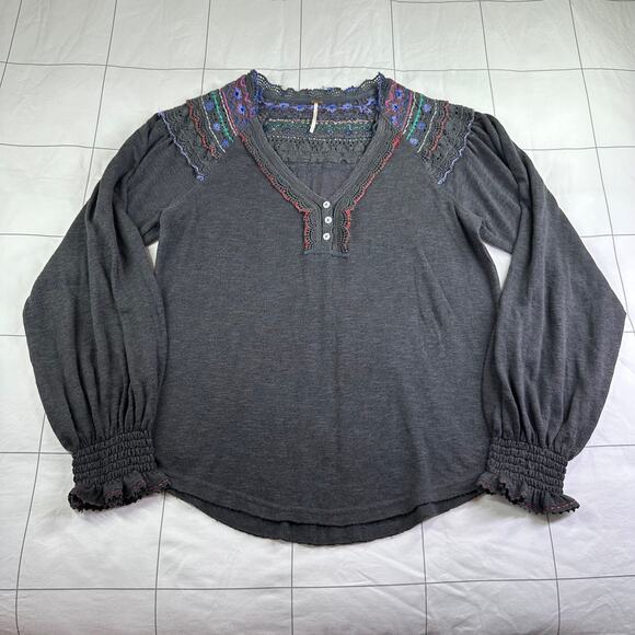 Free People Top Womens Small Gray Siesta Fiesta Embroidered Boho V Neck Henley - Picture 3 of 9